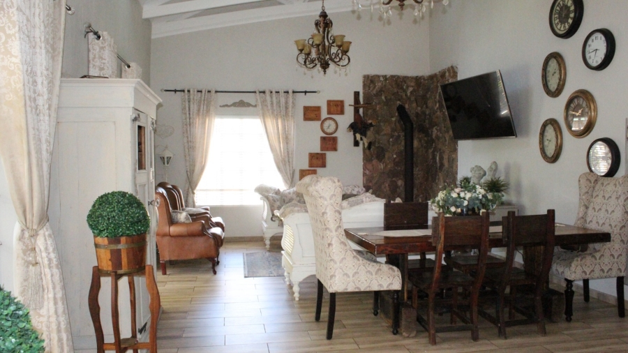 5 Bedroom Property for Sale in Parys Free State